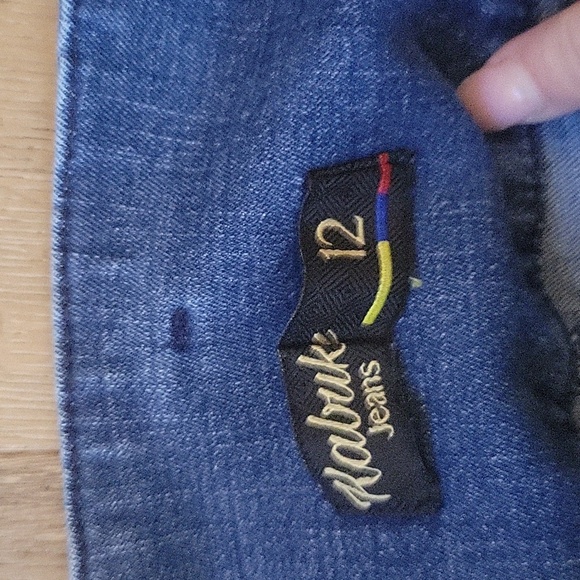 High-Waisted Blue Flare Jeans - Picture 2 of 7